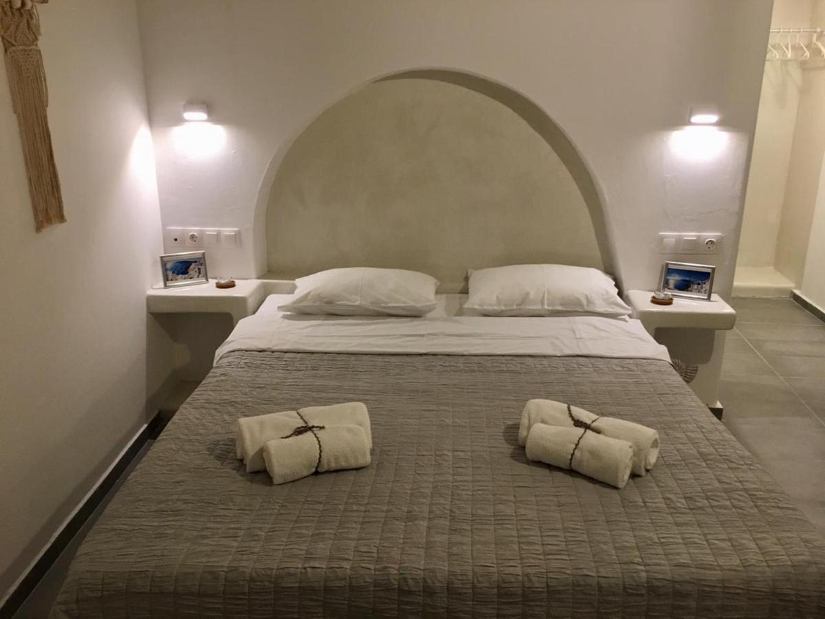 סנטוריני Kampanelia Village Suites מראה חיצוני תמונה