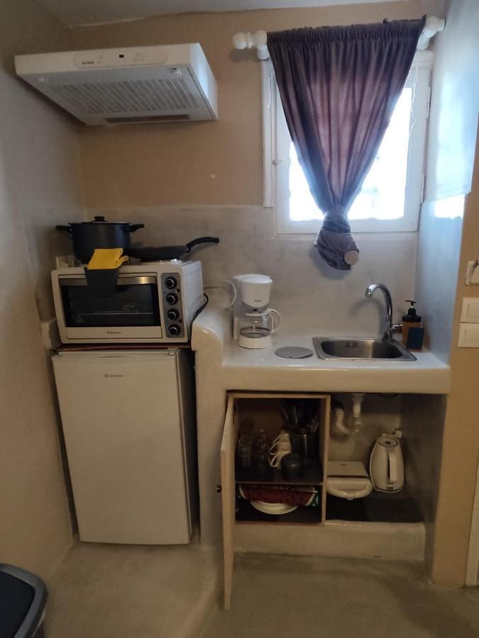 סנטוריני Kampanelia Village Suites מראה חיצוני תמונה