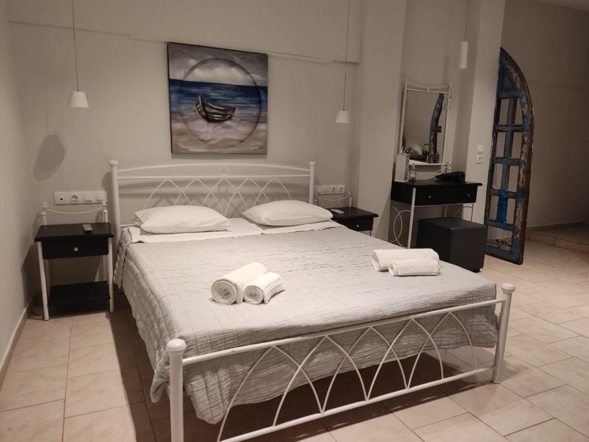 סנטוריני Kampanelia Village Suites מראה חיצוני תמונה