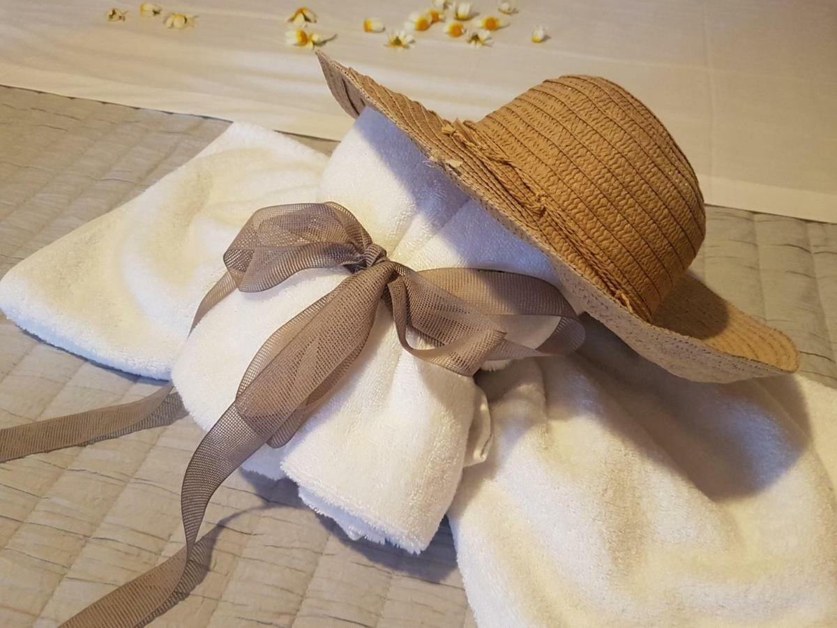 סנטוריני Kampanelia Village Suites מראה חיצוני תמונה