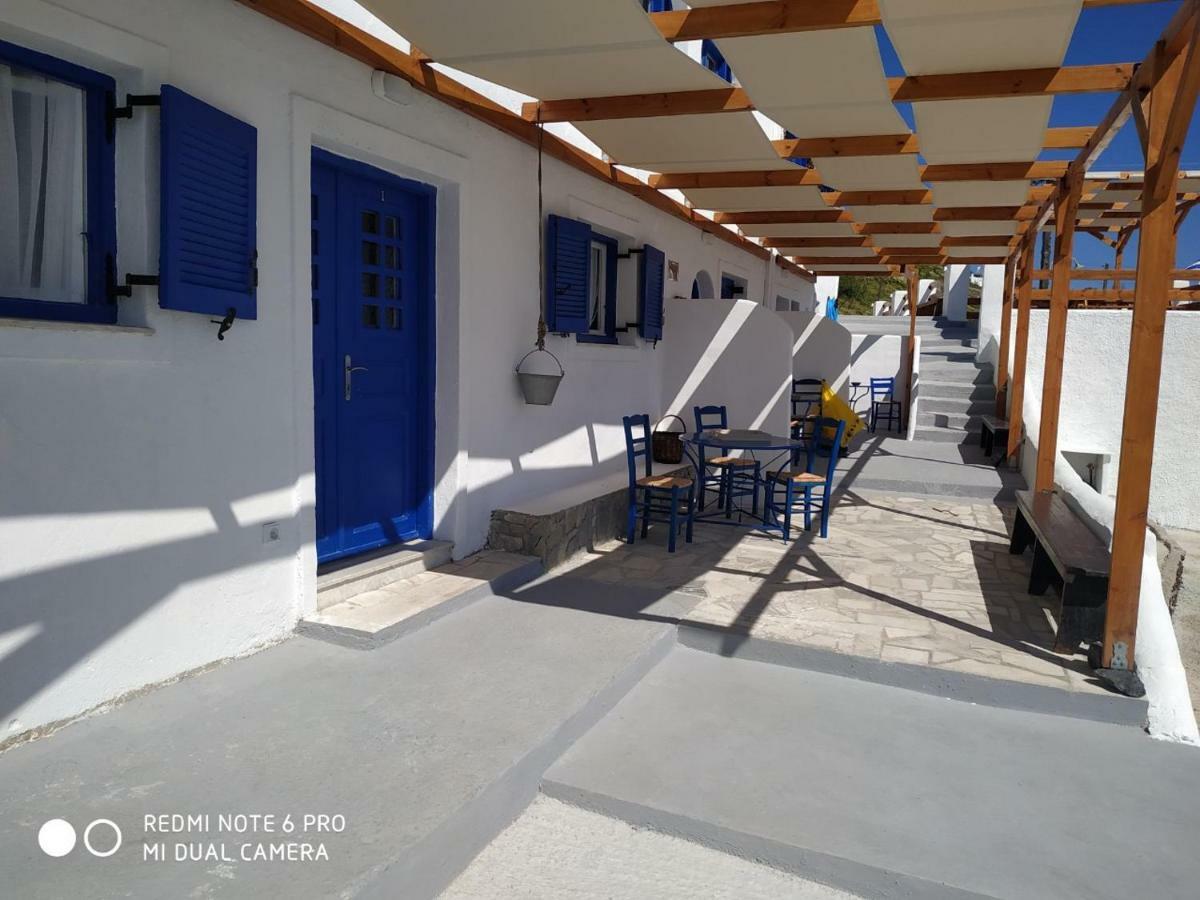 סנטוריני Kampanelia Village Suites מראה חיצוני תמונה