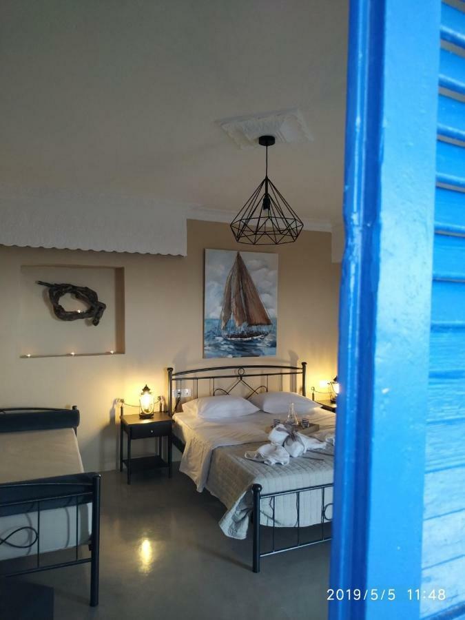 סנטוריני Kampanelia Village Suites מראה חיצוני תמונה