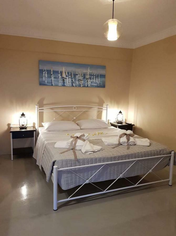 סנטוריני Kampanelia Village Suites מראה חיצוני תמונה