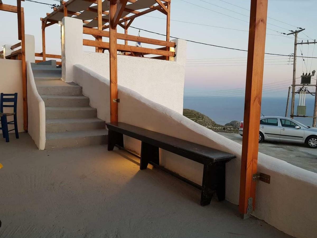 סנטוריני Kampanelia Village Suites מראה חיצוני תמונה